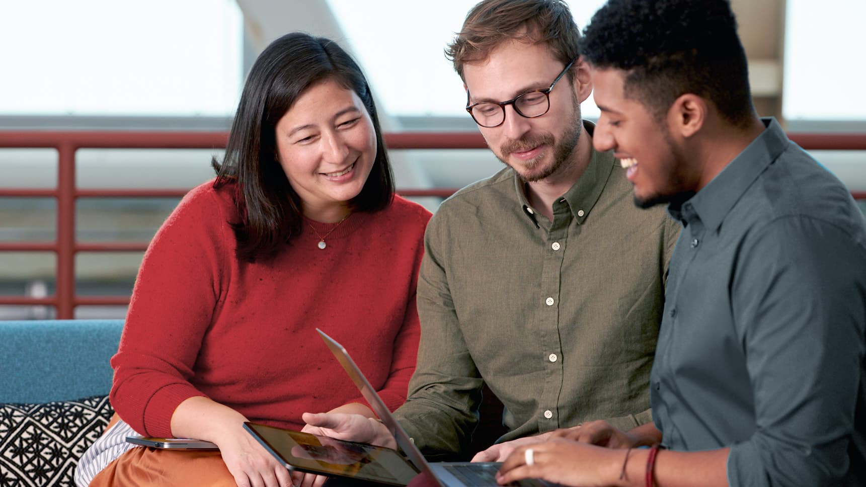 Collaborative Reasoner là gì?